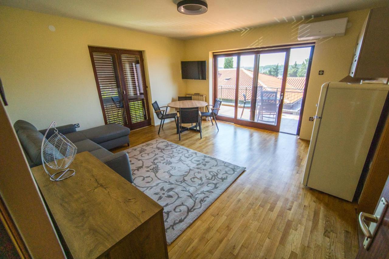 Apartments Sara 7, 8, 9 ปอร์โตรอซ ภายนอก รูปภาพ