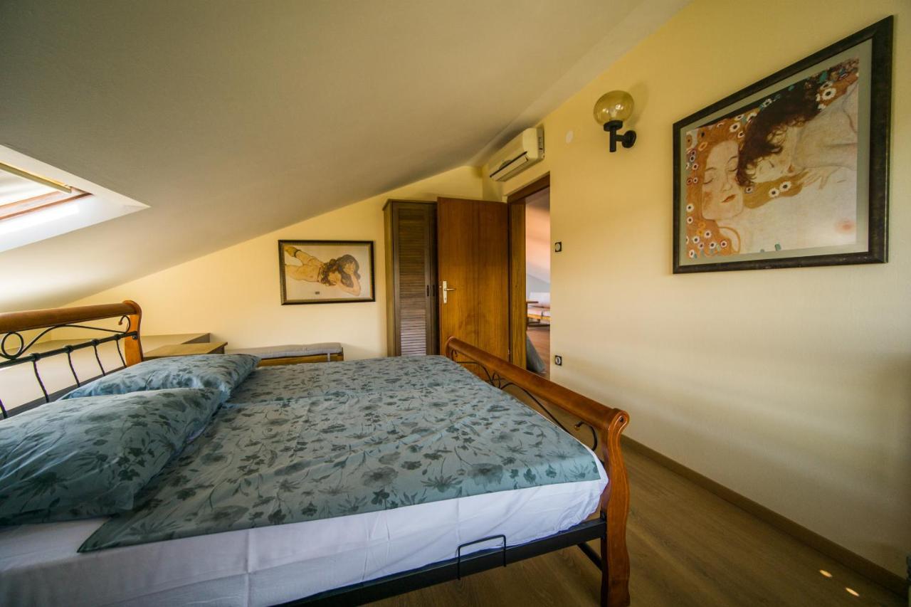 Apartments Sara 7, 8, 9 ปอร์โตรอซ ภายนอก รูปภาพ
