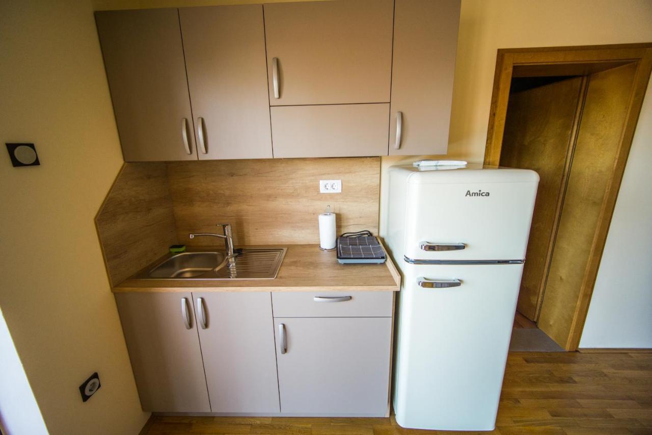 Apartments Sara 7, 8, 9 ปอร์โตรอซ ภายนอก รูปภาพ